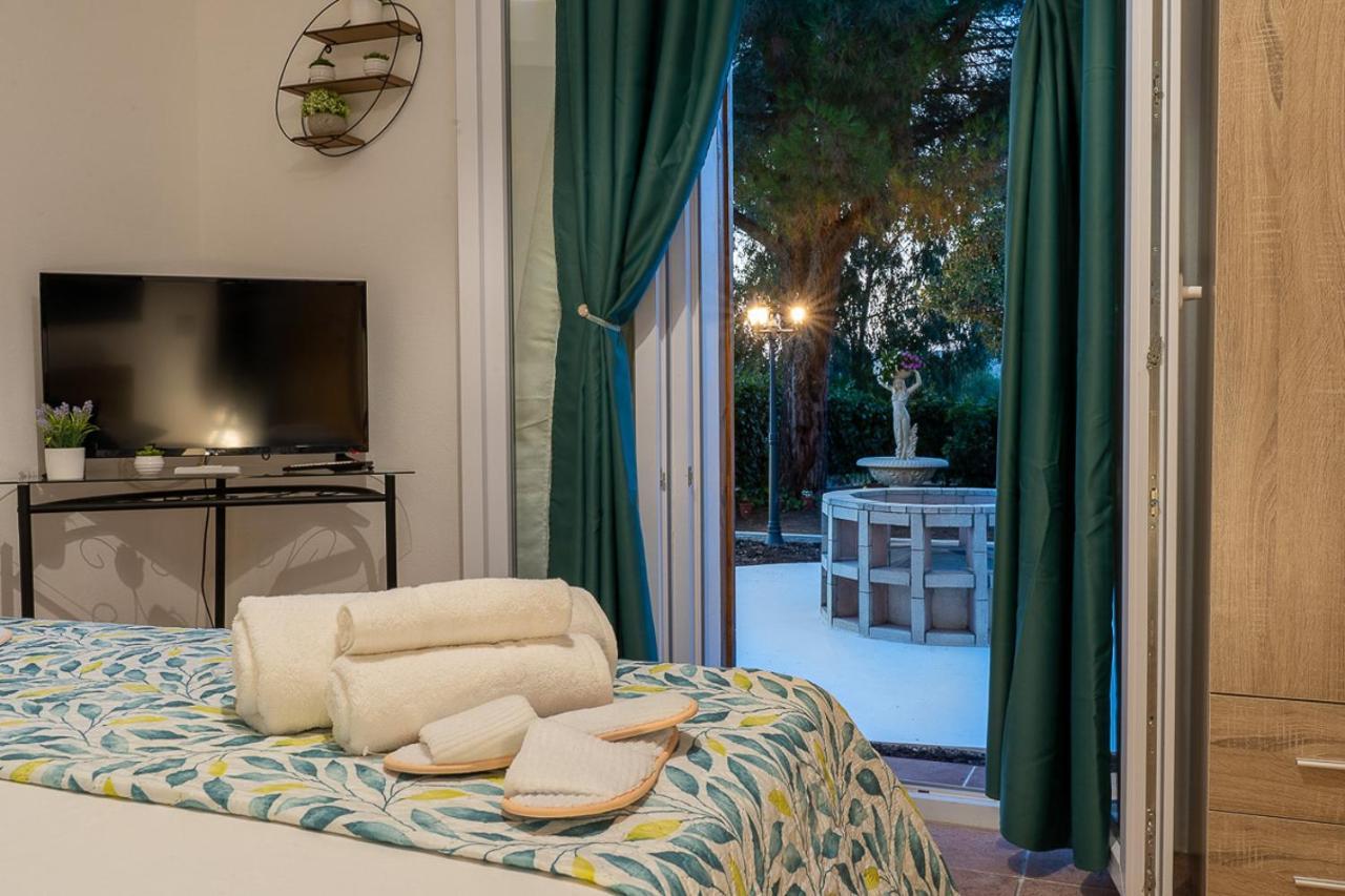 Casa Lachesi Caccamo Eksteriør billede