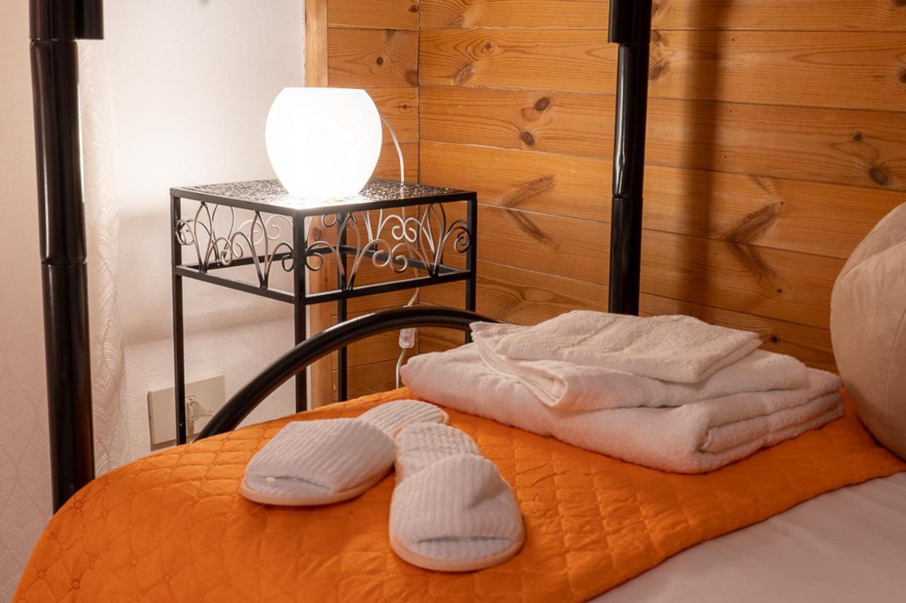 Casa Lachesi Caccamo Eksteriør billede